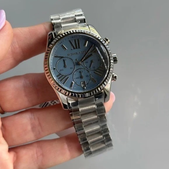 NWT Michael KORS Watch MK7215